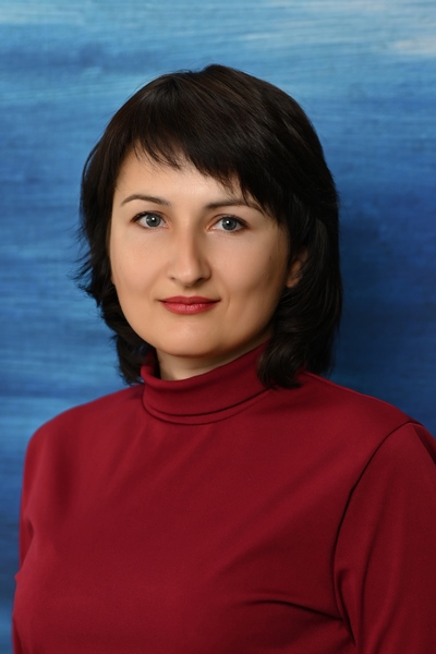 Ковалевская Светлана Петровна.